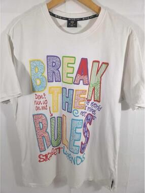 Switch- Limited Edition Break The Rules Street Legends 2XL